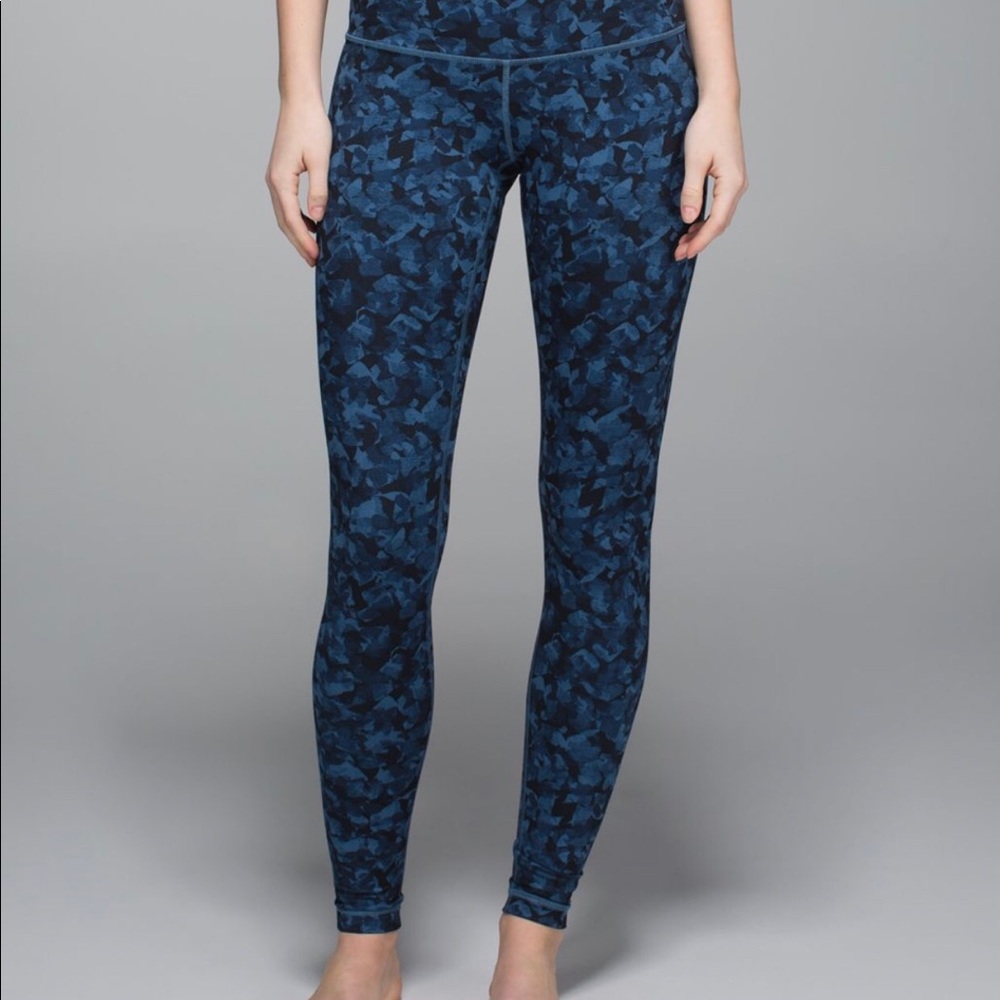 Lululemon Full length Wunder Under leggings